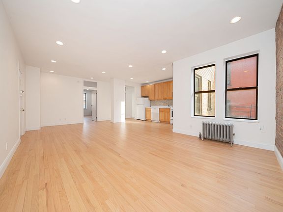 3rd image of 20 Sickles St APT D4