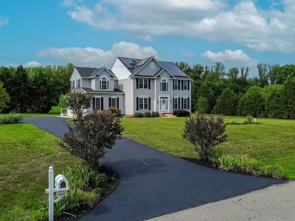 12438 Whisper Creek Ct, Charlotte Hall, MD 20622