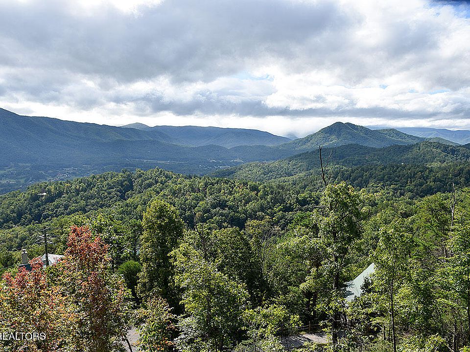 2nd image of 2602 Hatcher Mountain Rd