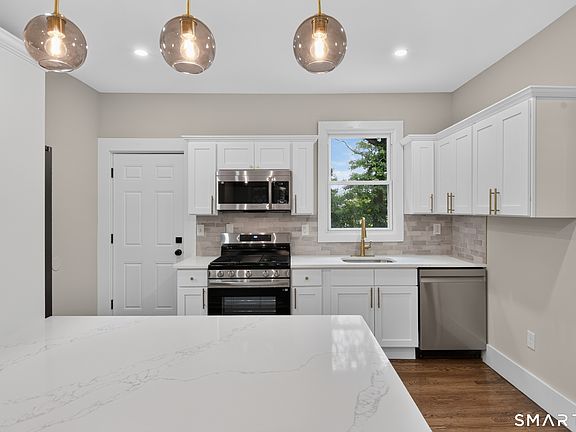 5th image of 17 Ralston Avenue