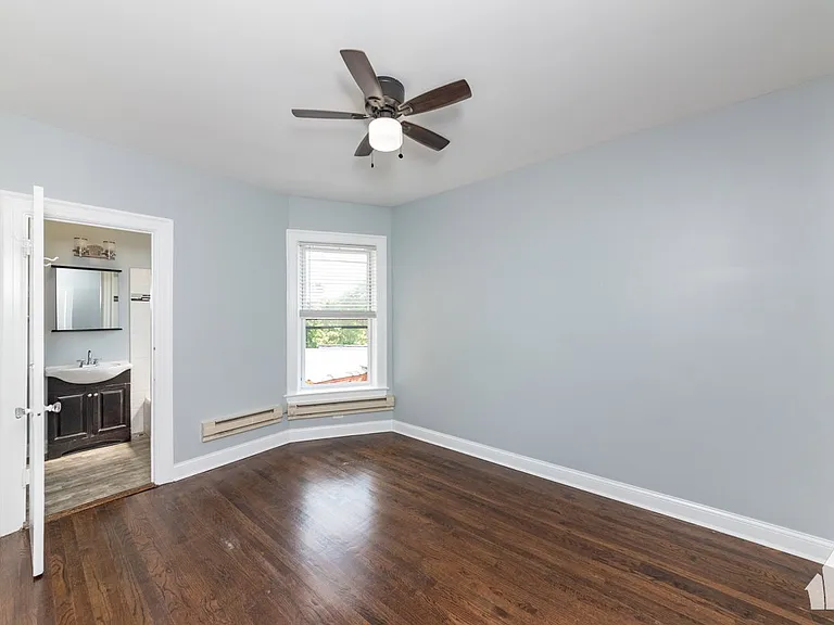 312 Lee St #1 — Photo 10