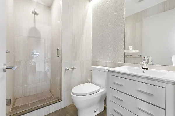 Rented by Carnegie Management Inc | media 7