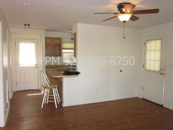 LR/Kitchen Bar