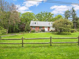 9 Greenlawn Rd, Katonah, NY 10536