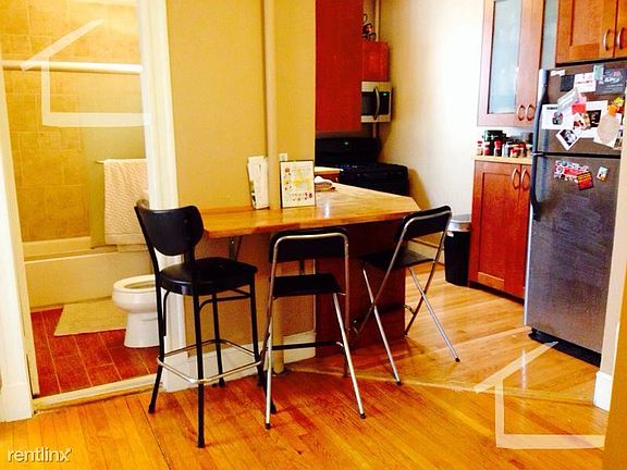 7 Lothian #5 Boston (Brighton) Unit Photo 11