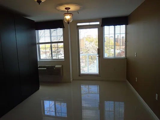 Rented by 18 REALTY | media 17