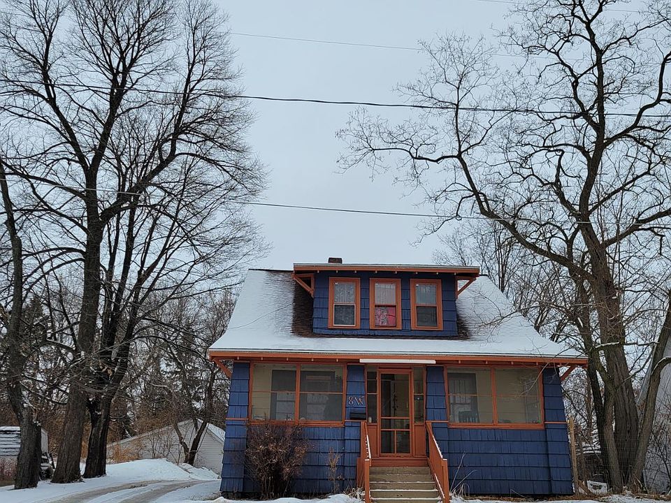 1st image of 8 W Harvey St #W