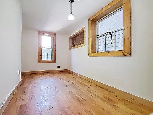 2nd image of 641 Willoughby Ave APT 2