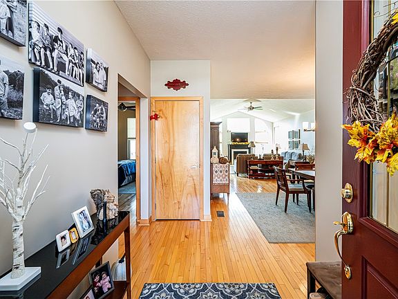5th image of 6022 Triple Crown Cir