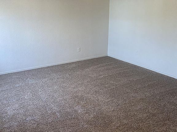 2nd image of 2812 Leroy Cir #C