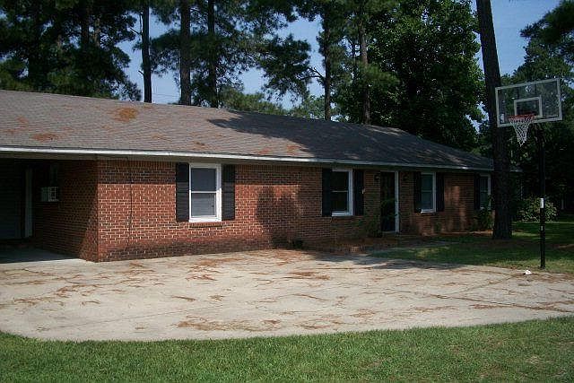 2nd image of 898 Perry Blvd