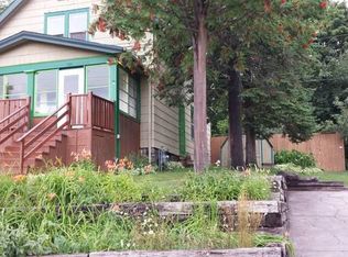 721 E 11th St, Duluth, MN 55805