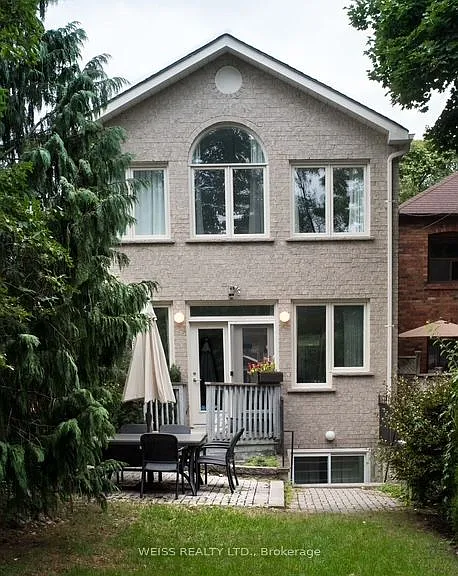 593 Hillsdale Ave E — Photo 24
