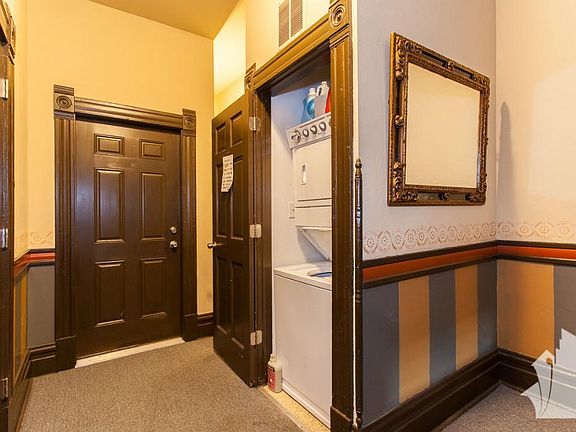 3rd image of 1817 N Milwaukee Ave #3R