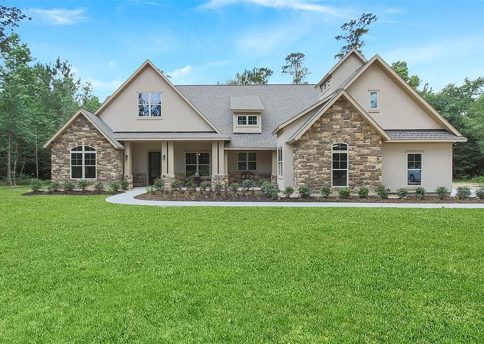 1st image of 160 Stagecoach Cir