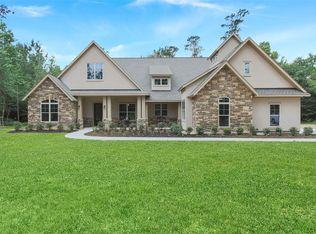 160 Stagecoach Cir, Huntsville, TX 77340
