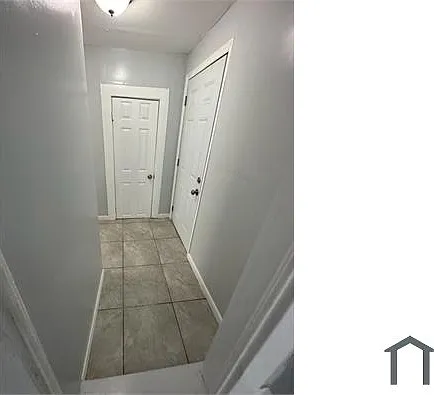 2176 Kingston St — Photo 5