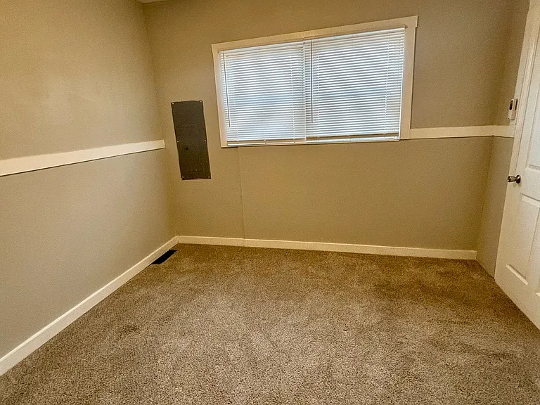 1015 Sale Ave — Photo 6