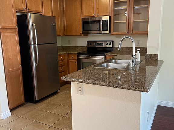 4th image of 1001 La Terraza Cir Unit 204