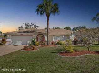 1352 McNeal Rd, Spring Hill, FL 34608