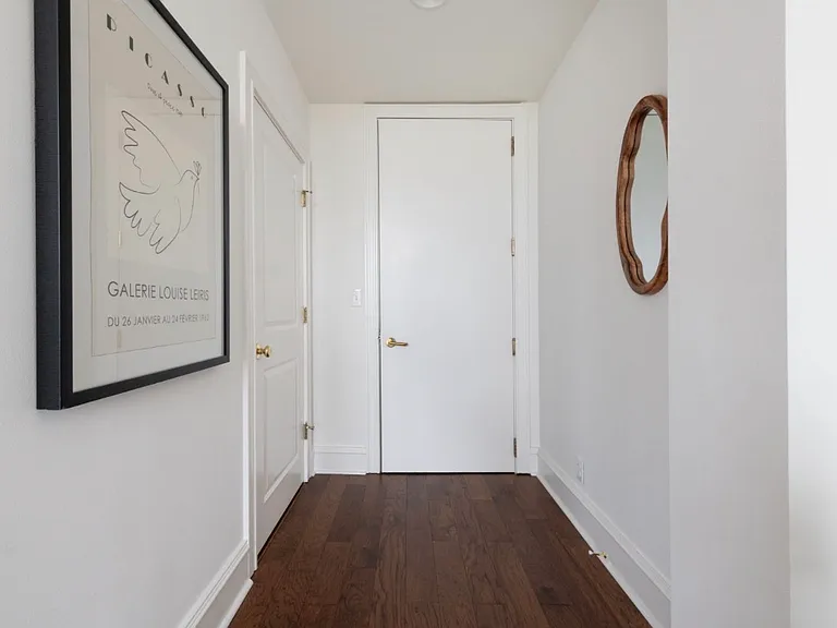 57 Forsyth St NW #8D — Photo 12