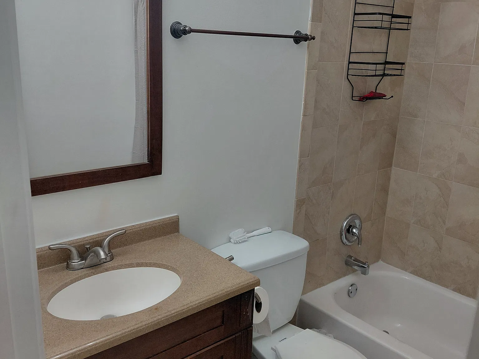 8560 Southlawn Ct — Photo 4
