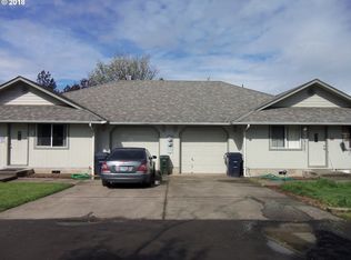 300 Art Lott Ln, Creswell, OR 97426
