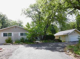 1312 Vista Dr, Mount Shasta, CA 96067