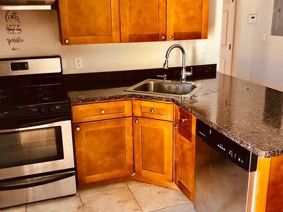 4th image of 148 Greenwich St APT 2D
