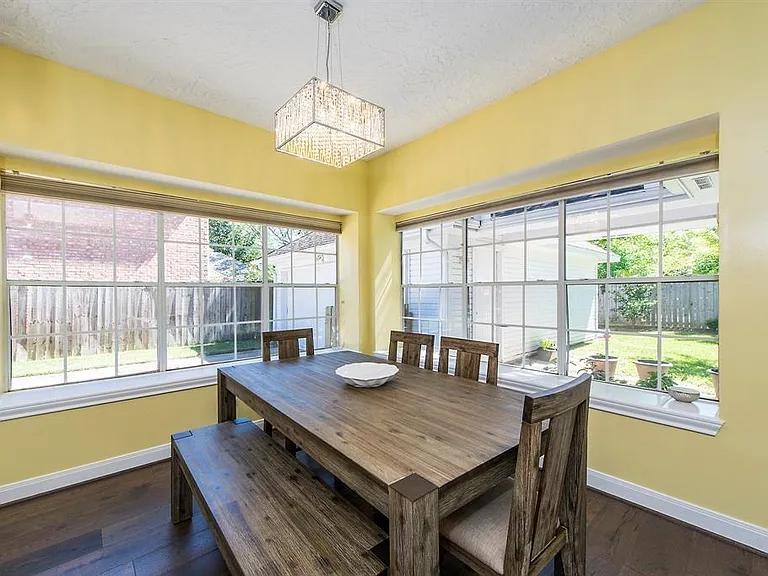 14111 Manderly Dr — Photo 10