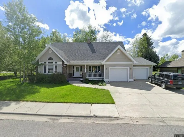 3075 Spring Meadows Dr, Bozeman, MT 59715