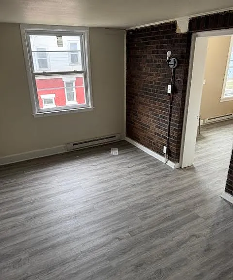 945 N Memorial Dr #3 — Photo 5