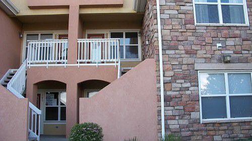 5th image of 111 Lucca Dr