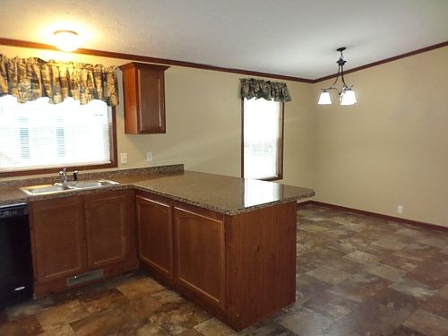 4th image of 2575 Shakespeare Ln