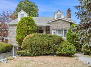 391 Palmer Rd, Yonkers, NY 10701
