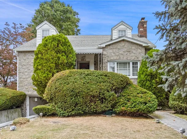 391 Palmer Road, Yonkers, NY 10701
