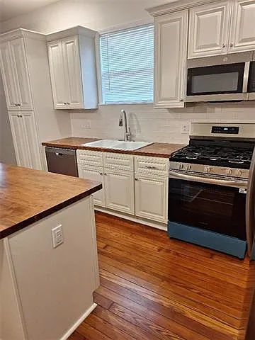 3 bed, 2.0 bath, 960 sqft, $2,000 — Photo 4