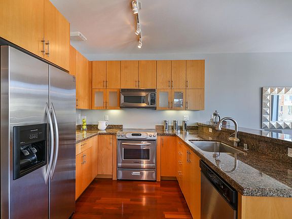 2nd image of 1587 15th St APT 201