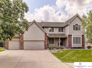 17811 Harney St, Omaha, NE 68118