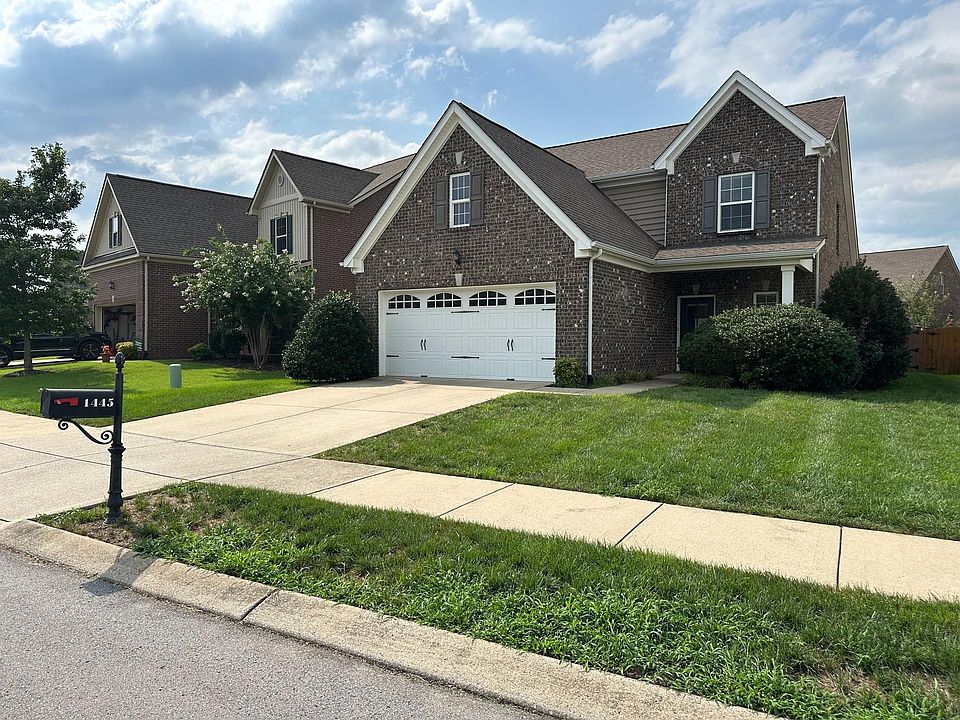 1st image of 1445 Woodside Dr