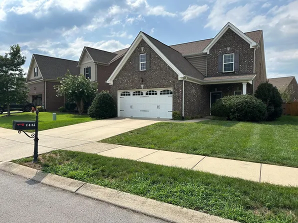 1445 Woodside Dr, Lebanon, TN 37087