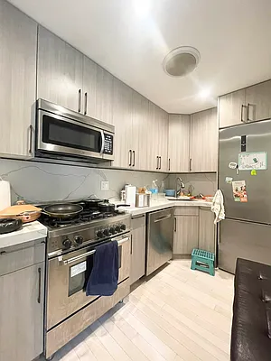 Rented by Oxford Property Group | media 18