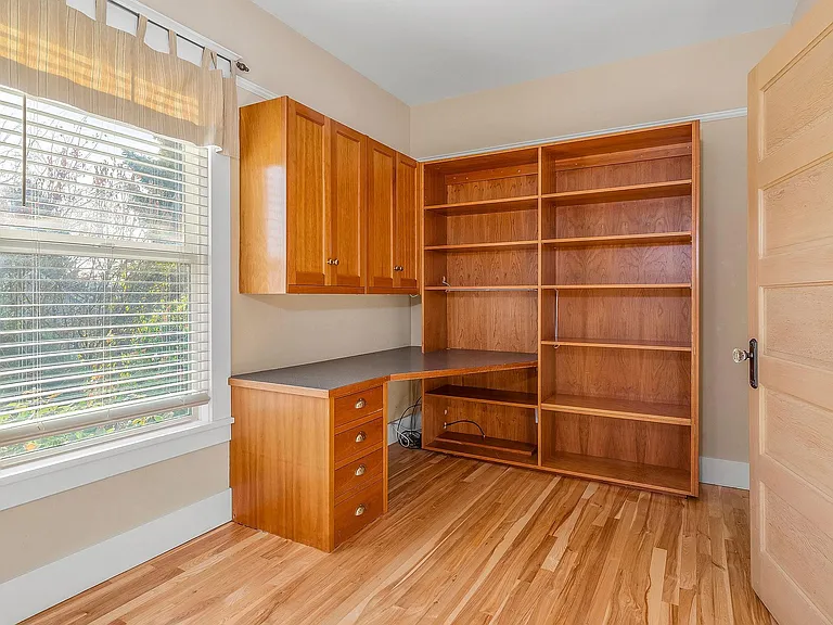 18441 Nelson Pl NE — Photo 20