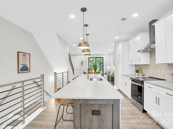 3445 Byrnes St, Charlotte, NC 28205