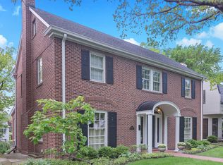 2754 Ridge Ave, Evanston, IL 60201