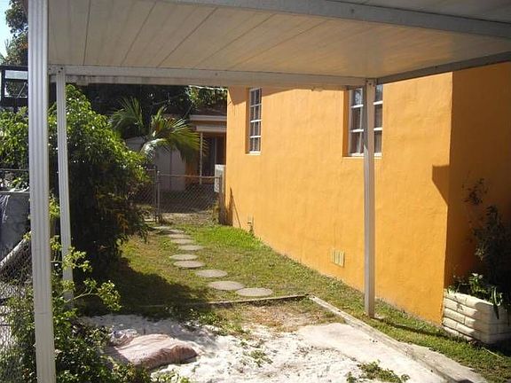 Walkway to Rear