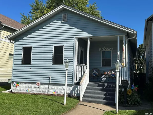 528 2nd Ave S, Clinton, IA 52732