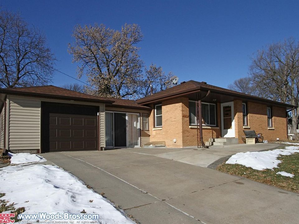1st image of 1545 N 65th St