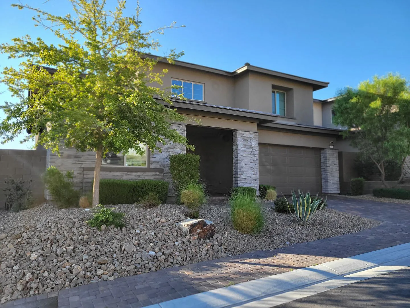 Breathtaking Strip Views Brand New Model in Summerlin 4bed 3.5bath — Photo 1