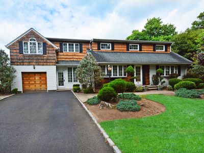162 Garden Ave, Paramus, NJ, 07652
